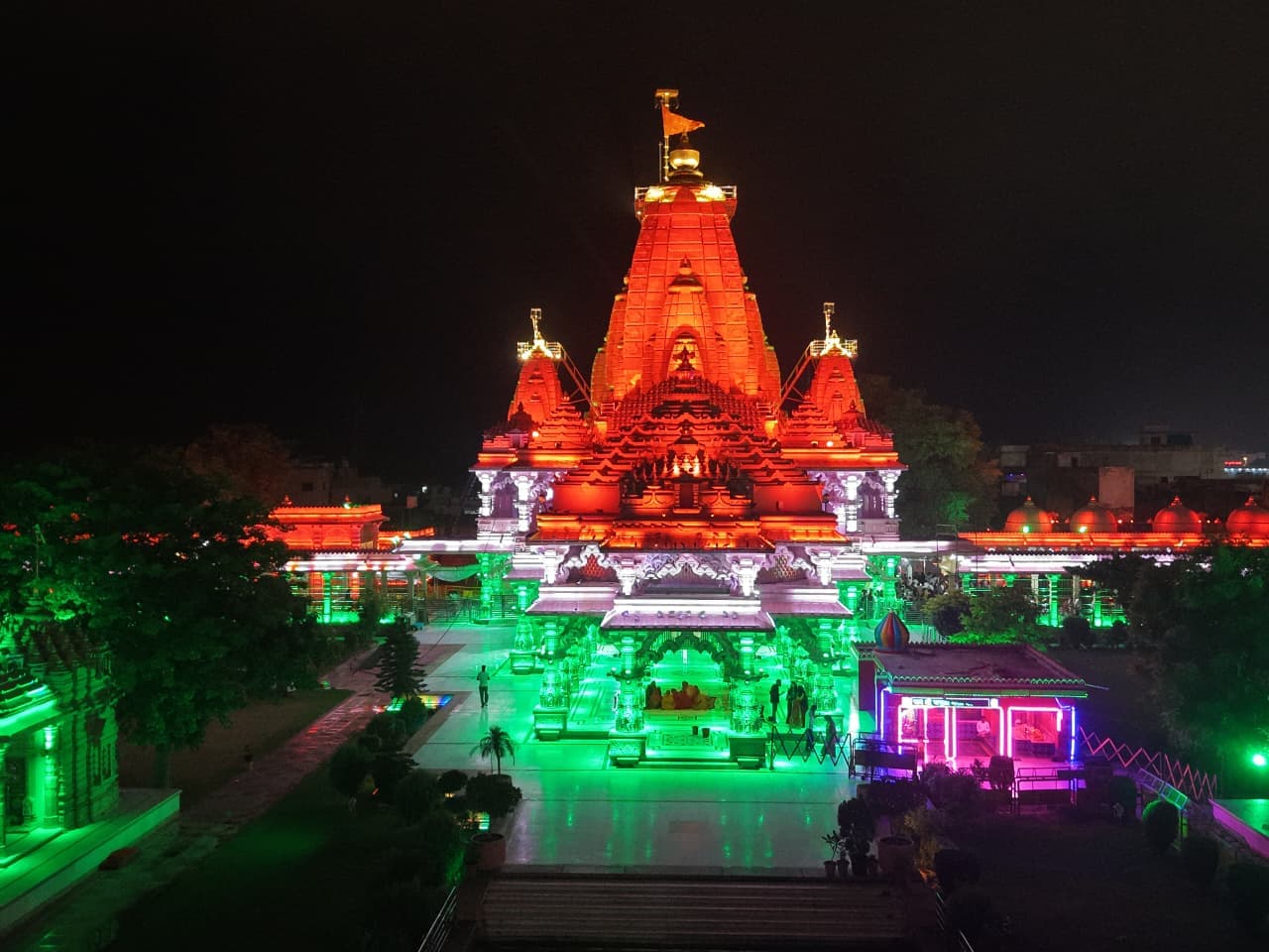 Evening Aarti Glow